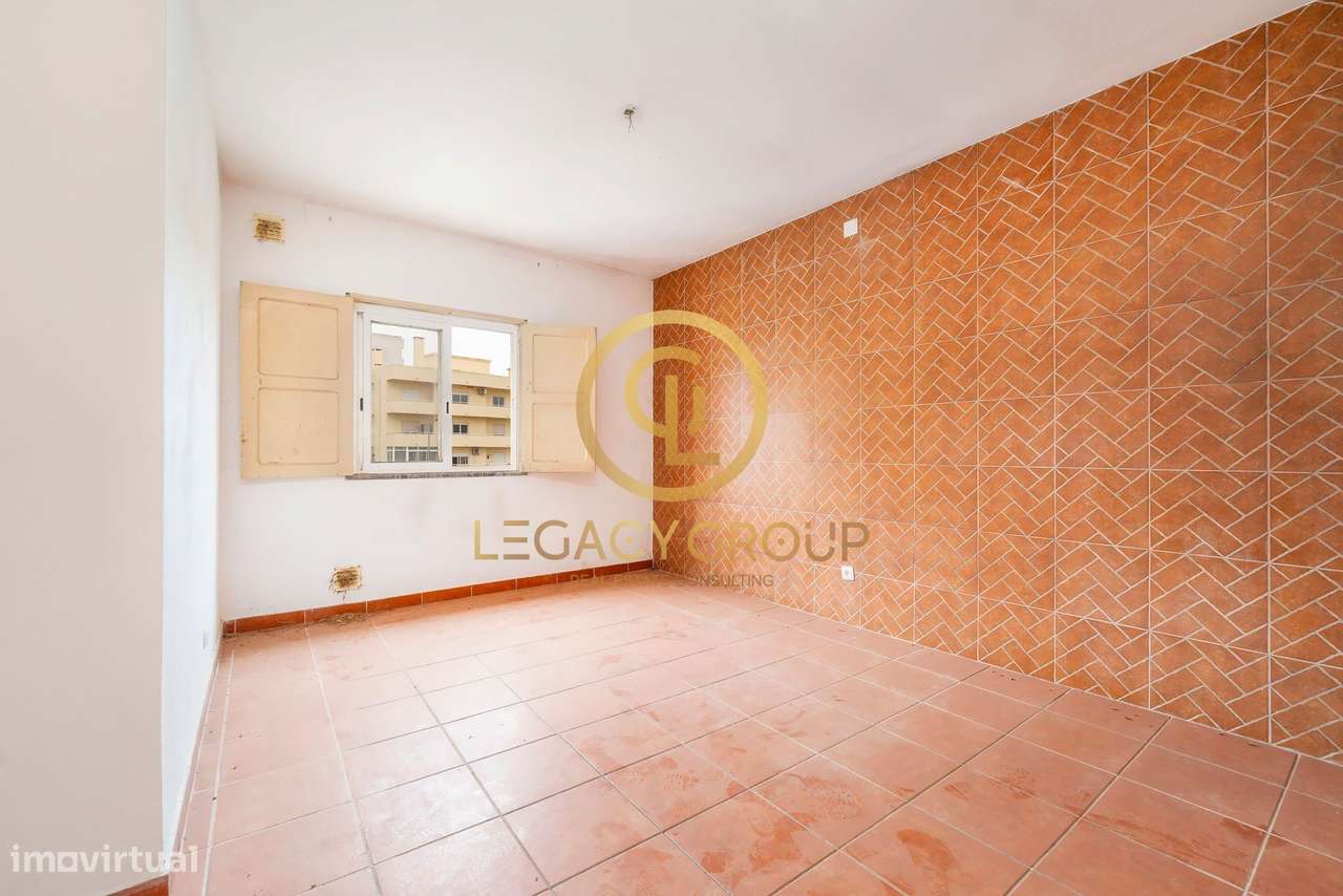 Prédio | Mexilhoeira da Carregação-5