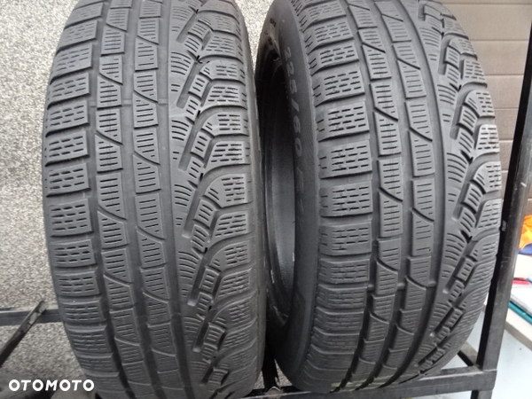 225/60/R17 99H PIRELLI WINTER SOTTO ZERO 210 SERIA II - 1