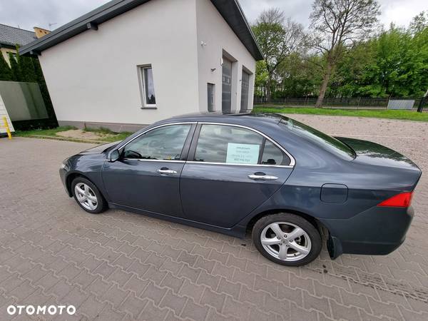 Honda Accord 2.0 Executive - 13