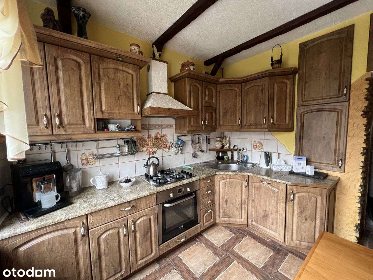 Mieszkanie w dobrej lokalizacji-0