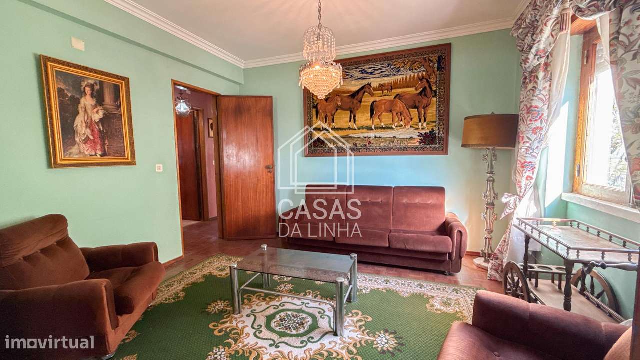 Moradia Independente T5 em Vila Fria - Porto Salvo-12