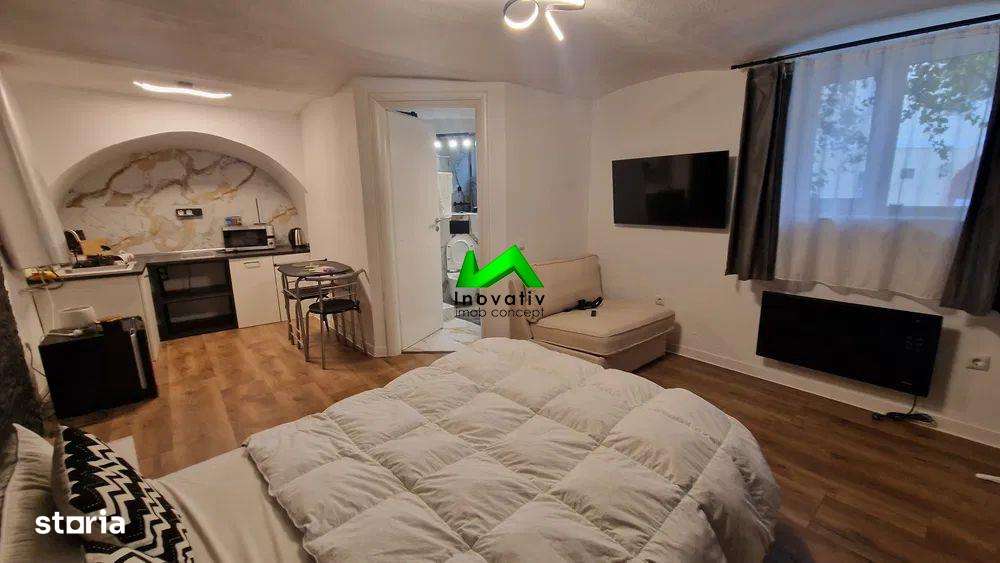 Studio modern de vanzare regim hotelier Sibiu Ultracentral - Imagine principală: 3/8