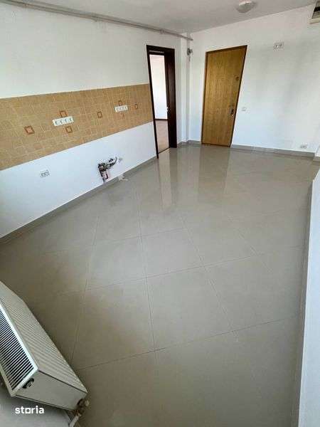 vand ap 2 camere renovat de lux piata mihai bravu profi - Imagine principală: 4/8