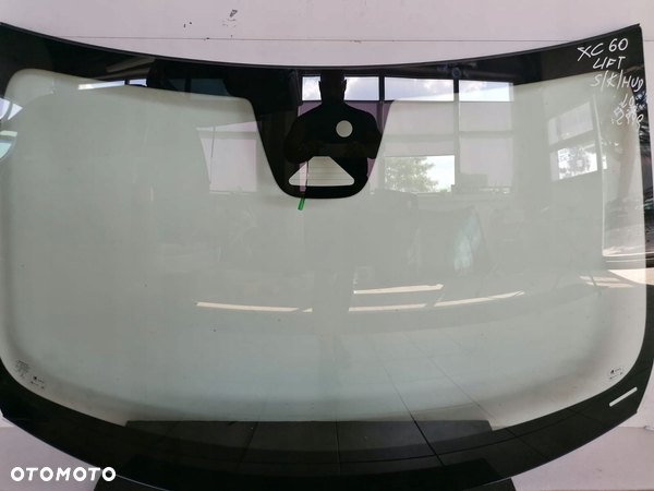 SZYBA CZOŁOWA Volvo XC 60 sensor kamera HUD lift - 1