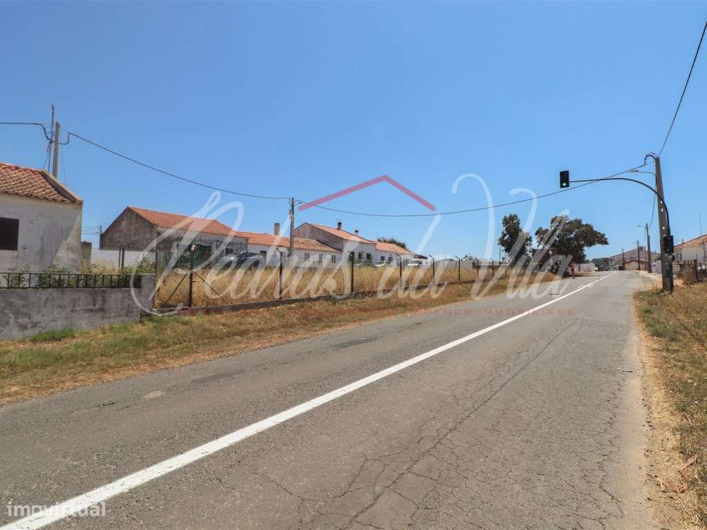 Terreno urbano com 700m2 de construção em Colos - Odemira-18