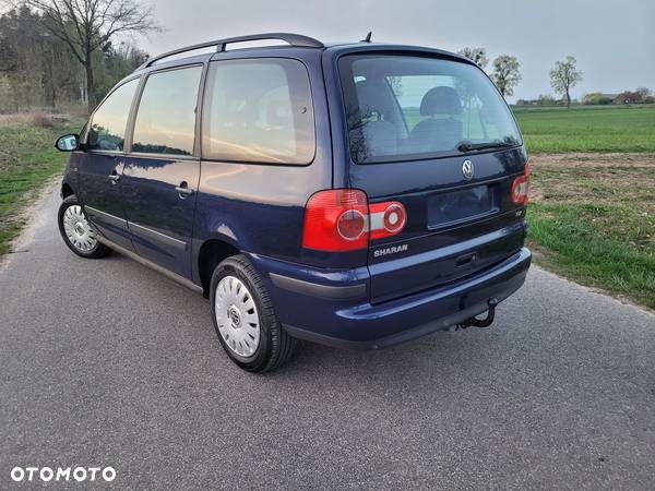 Volkswagen Sharan 1.9 TDI Comfortline - 14