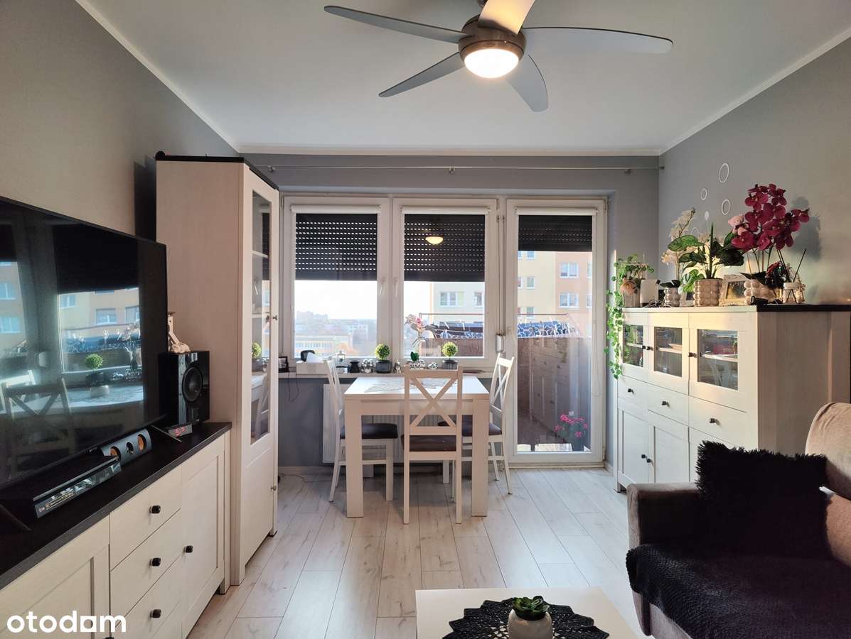 Na sprzedaż 2 pokoje rozkładowe z balkonem-V osiedle-1