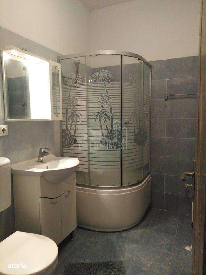 Garsoniera decomandata balcon parcare zona Turnisor - Imagine principală: 3/7