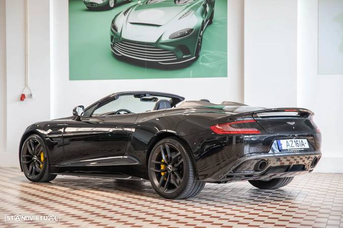 Aston Martin Vanquish Volante Touchtronic 3 Carbon Black - 3