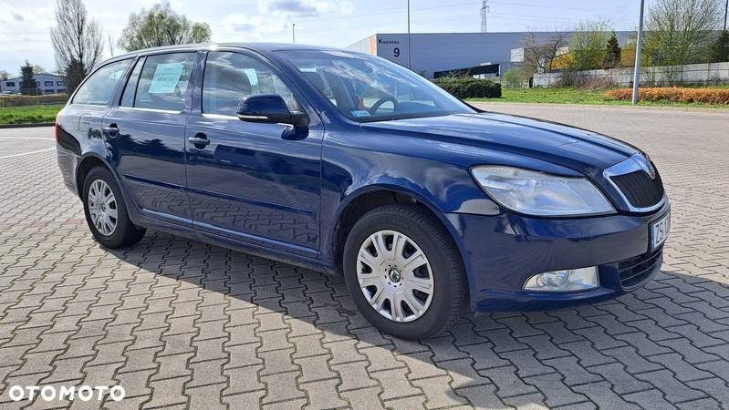 Skoda Octavia 1.6 TDI DPF DSG Ambiente - 1