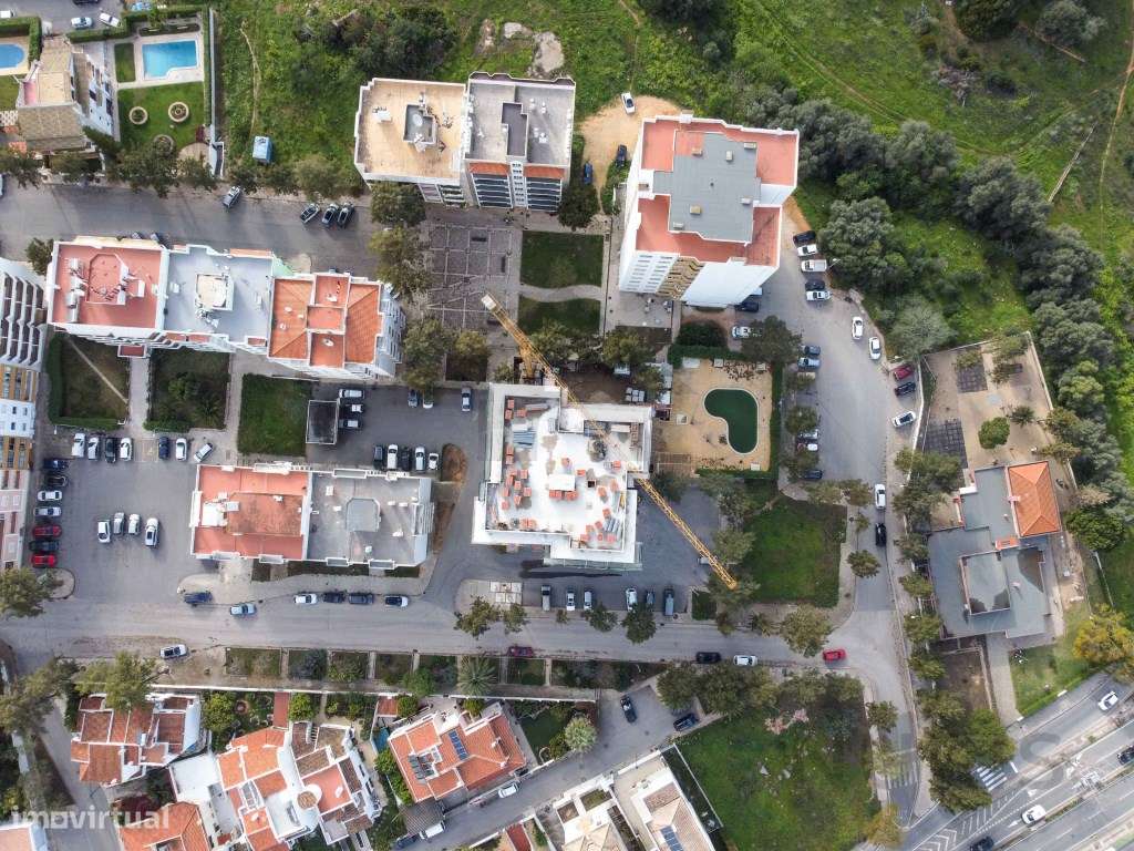 Apartamento T4 para Venda em Portimão-20