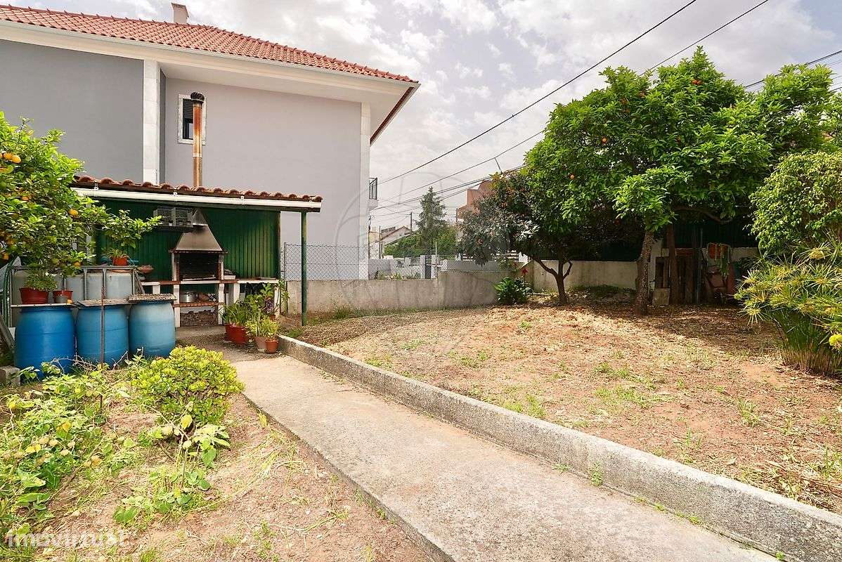 Moradia T2 para venda-22