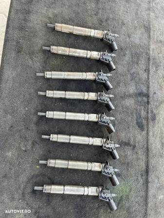 Injector Mercedes Cdi A6290700087 - 1