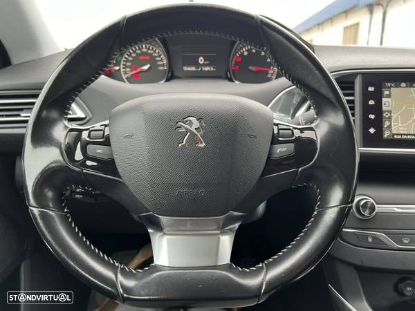 Peugeot 308 SW 1.2 PureTech Allure - 24