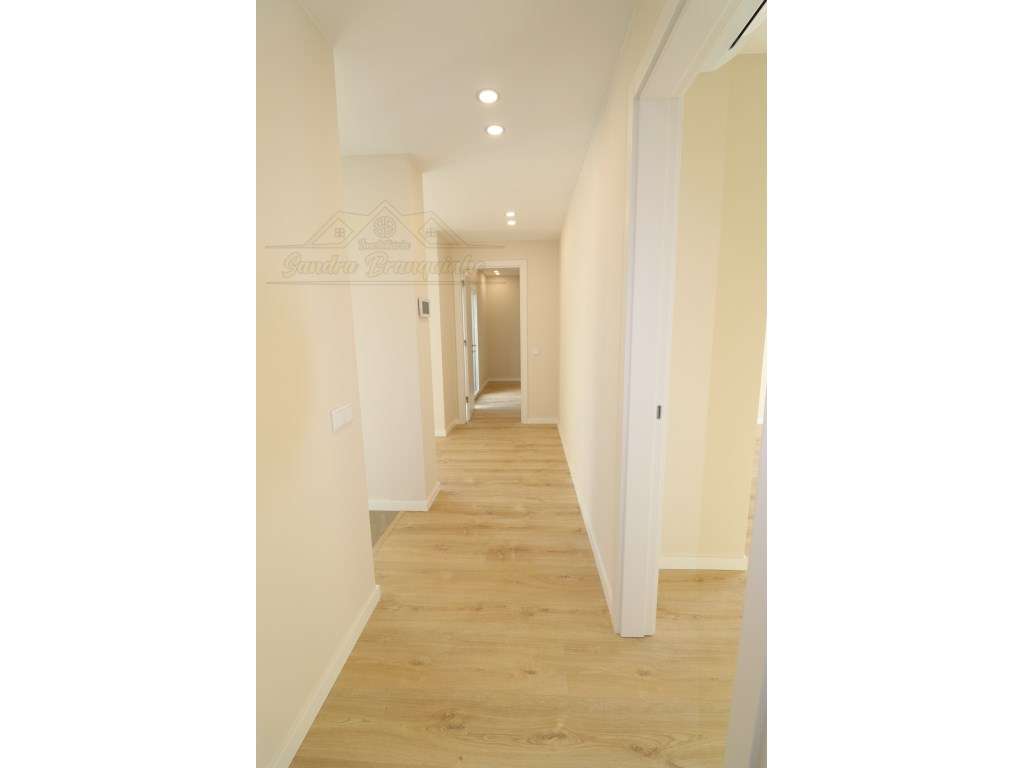 Moradia T5(NOVA) com Piscina-55