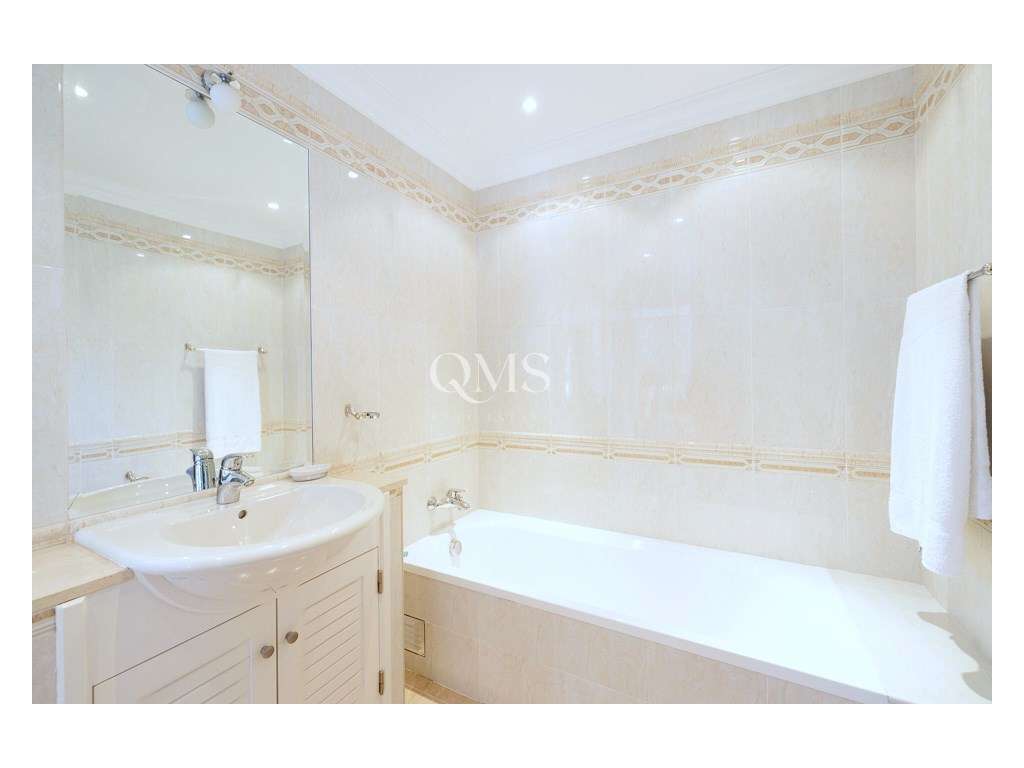 Moradia T4 Frente Golfe com Piscina & Total Privacy Vale do Lobo Al...-41