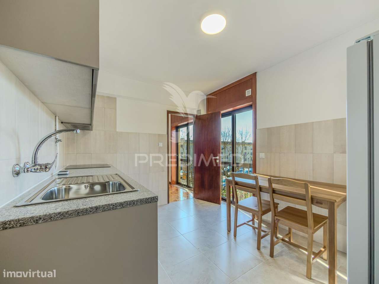 Apartamento T2 em São João da Madeira - Grande imagem: 2/15