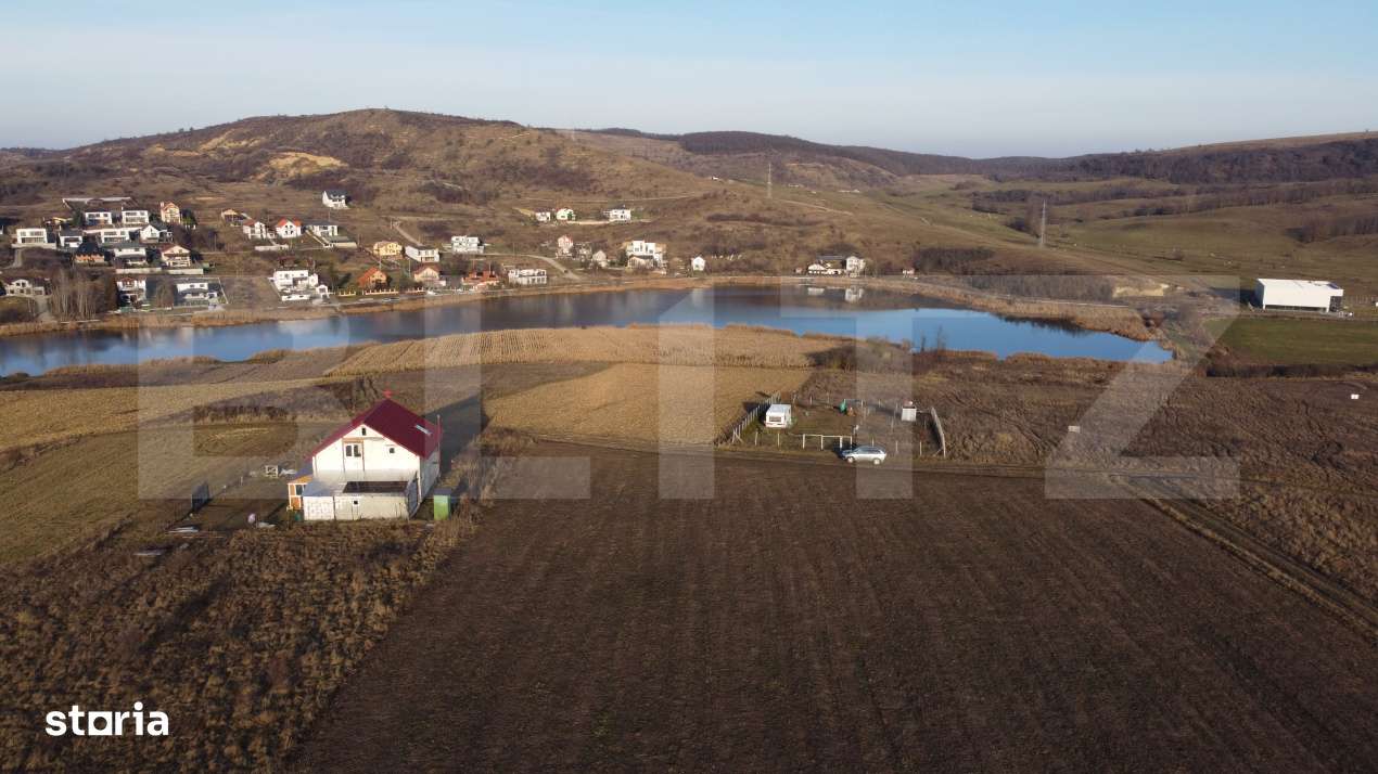 De vanzare teren Chinteni cu panorama spre lac - Imagine principală: 3/3