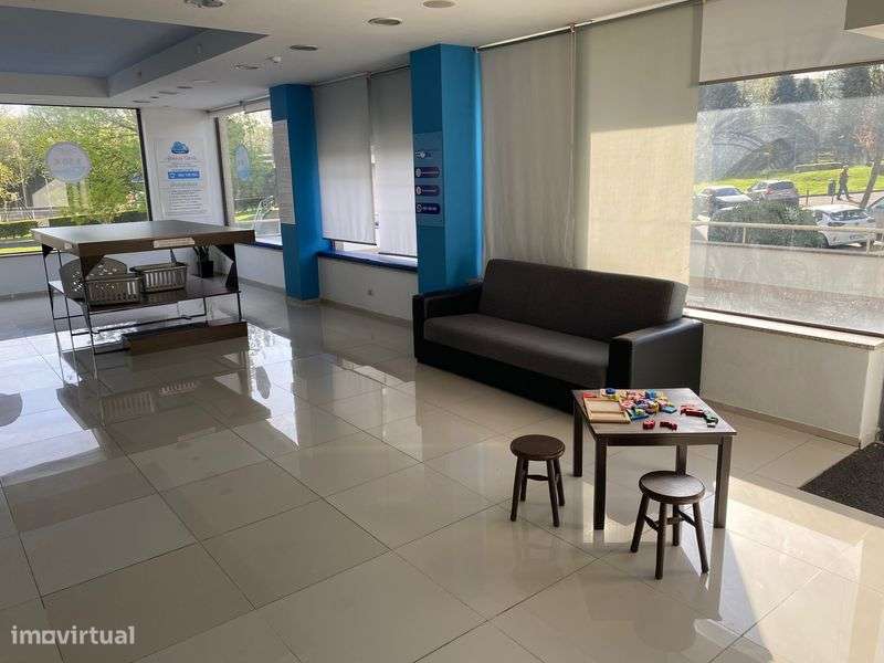 Trespasse de Lavandaria Self Service em Braga - Grande imagem: 4/6