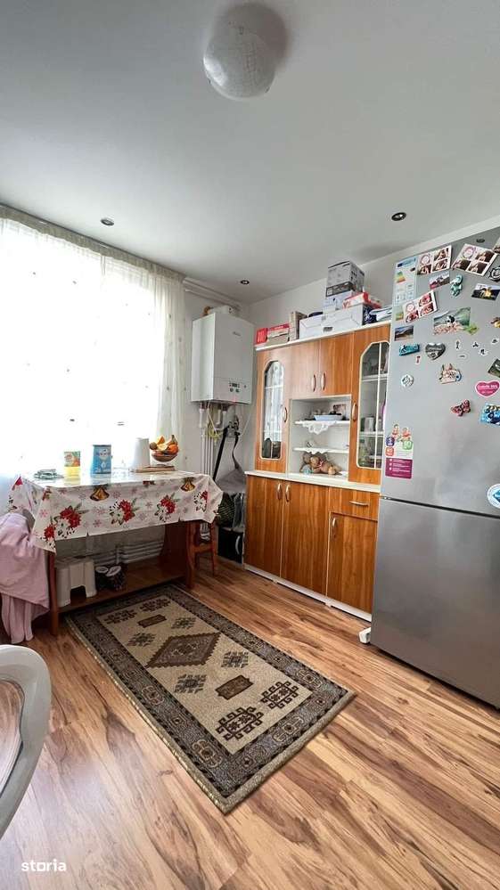 De vanzare 2 camere etajul 1 zona Medclass - Imagine principală: 3/3