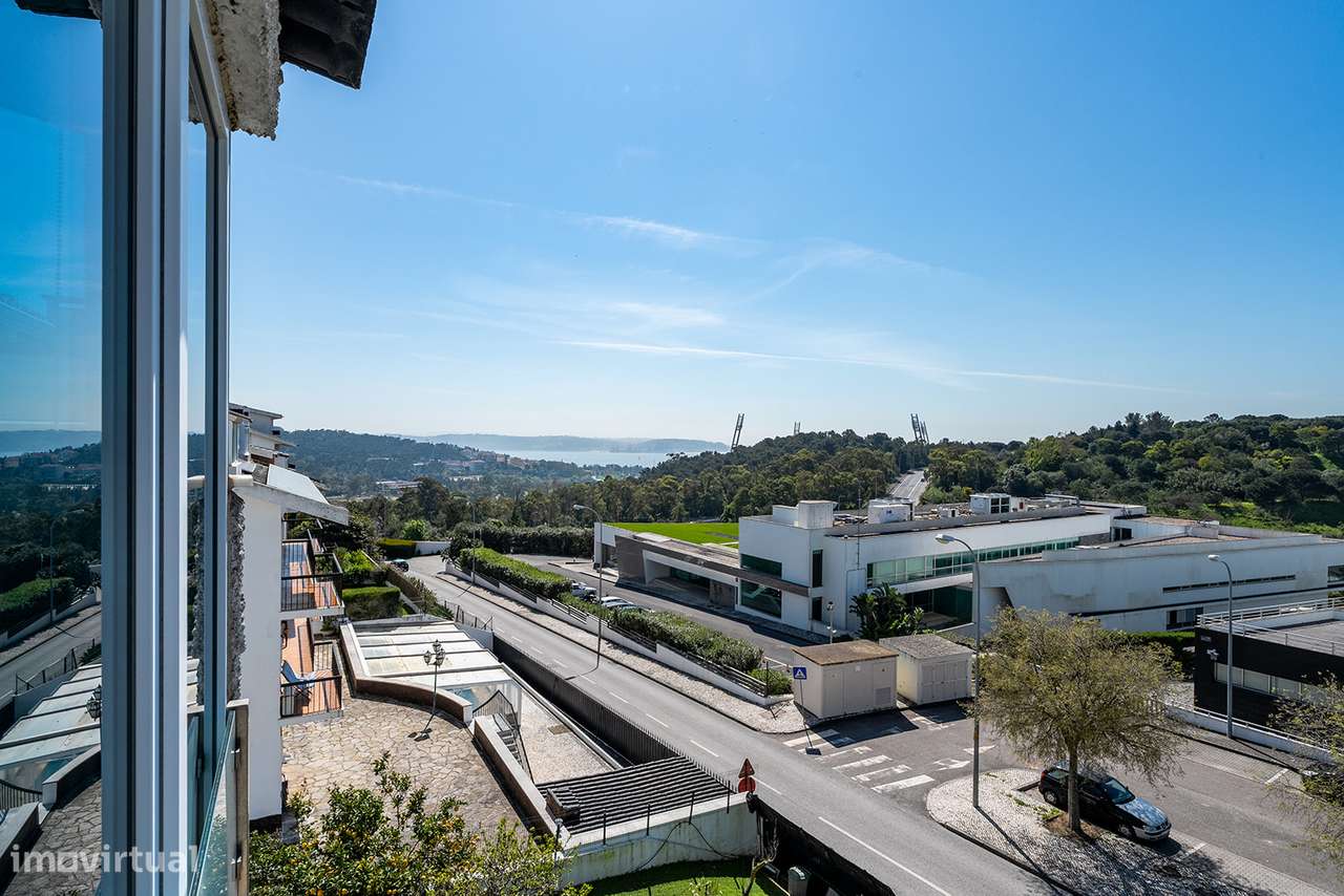 Moradia Geminada T4 em Queijas, Oeiras com Jardim Privativo-22