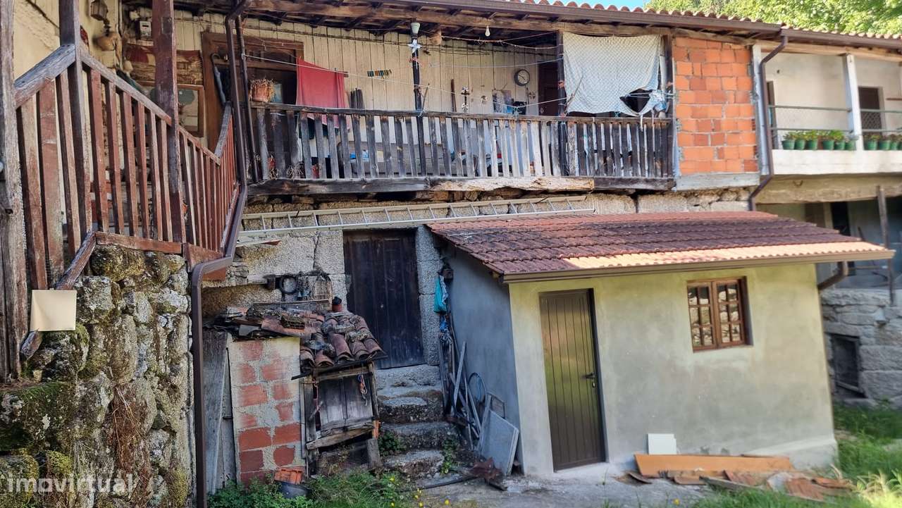 Moradia para Restaurar T2 Venda em Cantelães,Vieira do Minho-10
