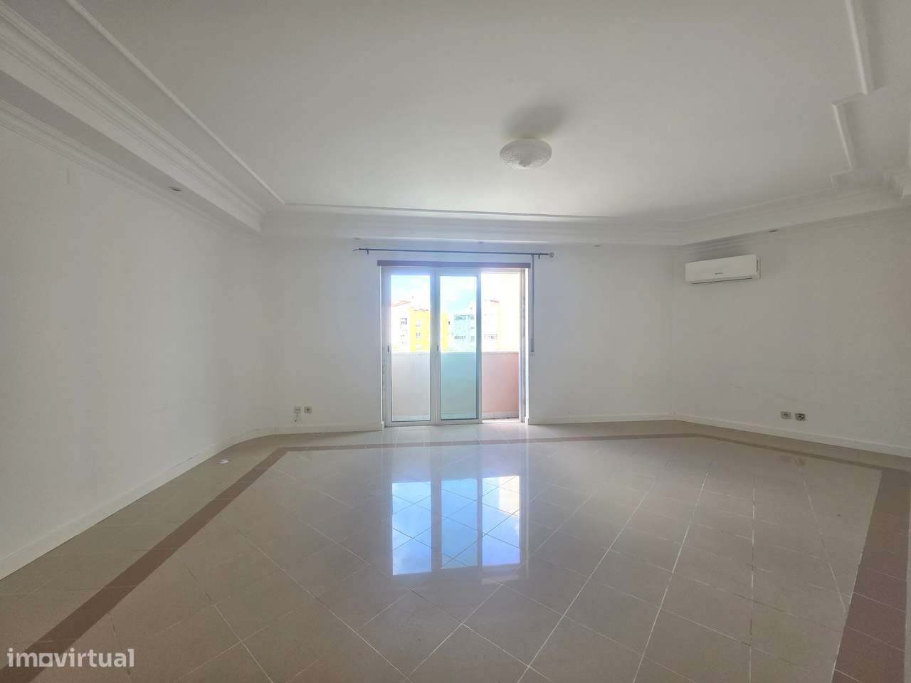 Excelente Apartamento T3- Santa Marta do Pinhal-21