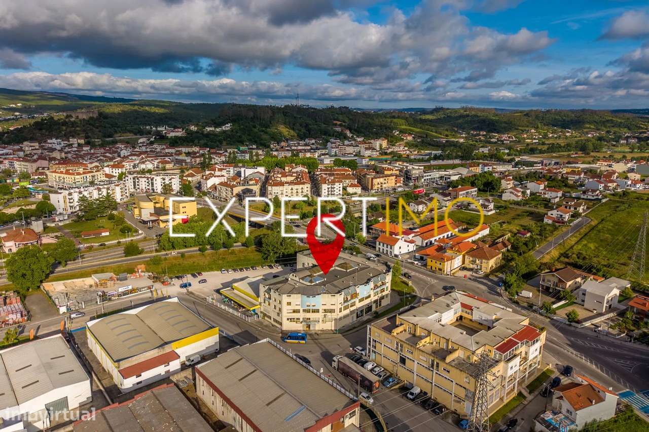 Apartamento T3 Renovado em Pombal-31
