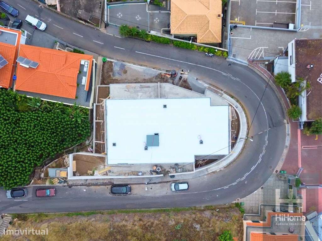 Apartamento T3 'The Cliffside View' | Câmara de Lobos - Grande imagem: 2/36