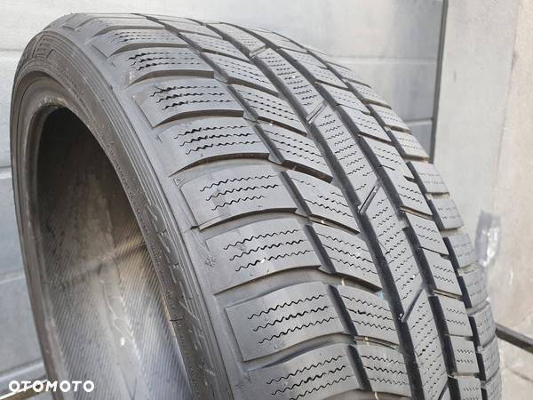 225/35R19 Toyo Snowprox S954 pojedynka zima 7,7mm - 2