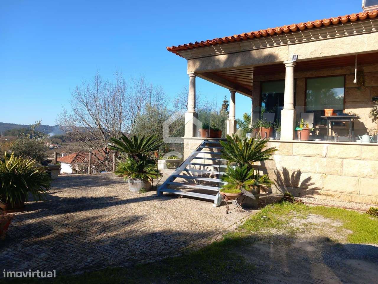 Moradia Totalmente em Pedra em Revelhe (Fafe)  Excelente oportunidade-10