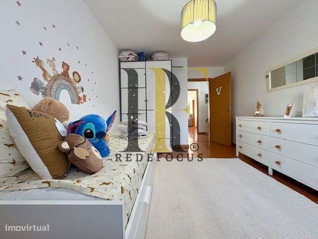 Apartamento T2+1 Renovado em Gulpilhares-17