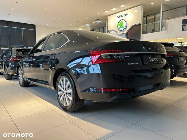 Skoda Superb 1.5 TSI Style DSG - 6