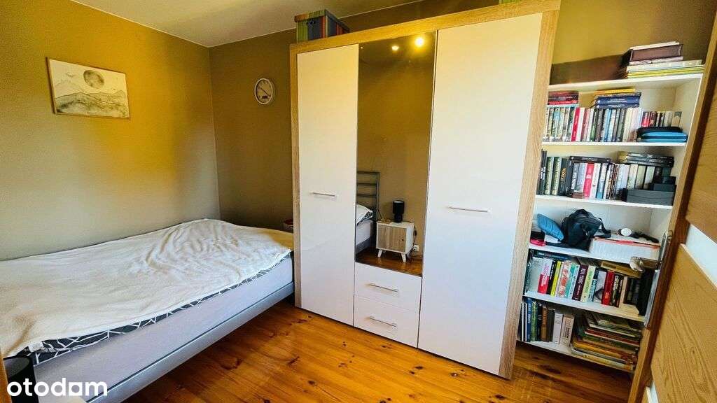 Dom w spokojnej części miasta-10