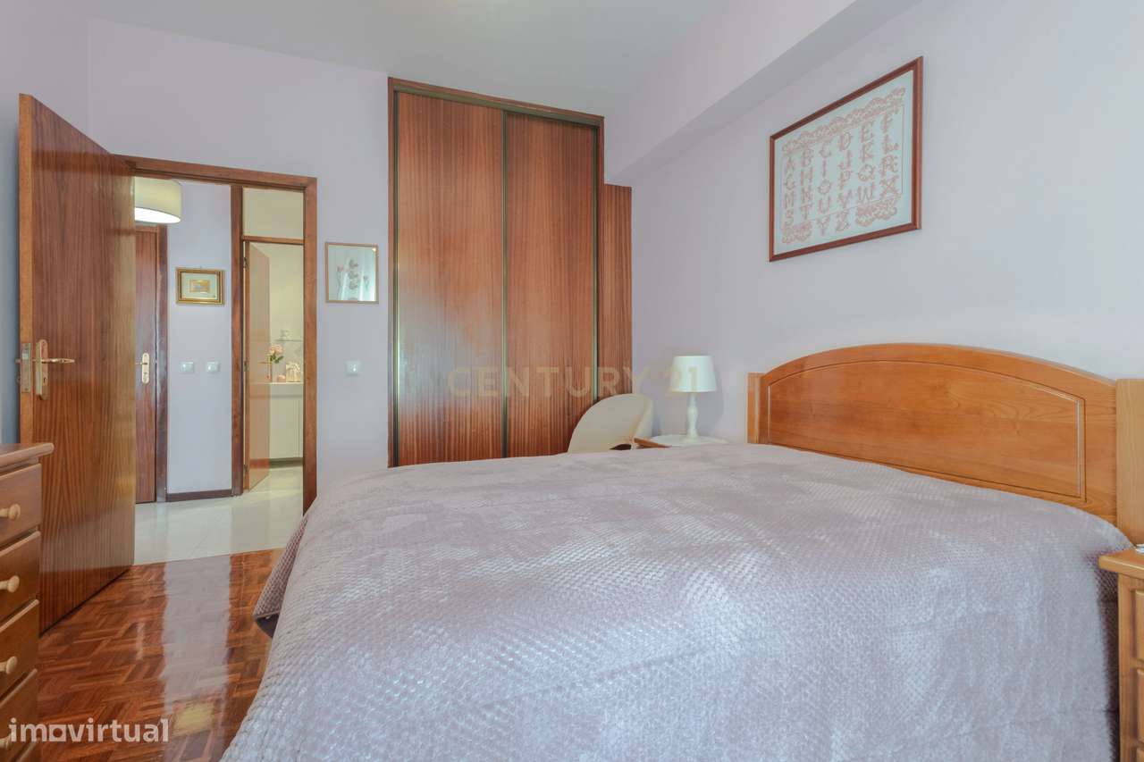 T2 com Vista Mar no 6.º Andar | Matosinhos Sul-14