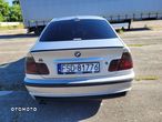 BMW Seria 3 320i - 6