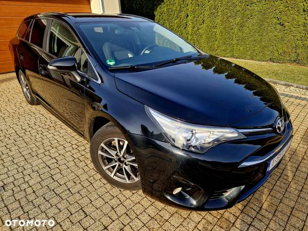 Toyota Avensis Touring Sports 1.6 D-4D Executive - 5