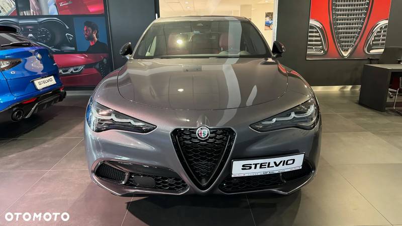 Alfa Romeo Stelvio 2.0 Turbo Veloce Q4 - 4