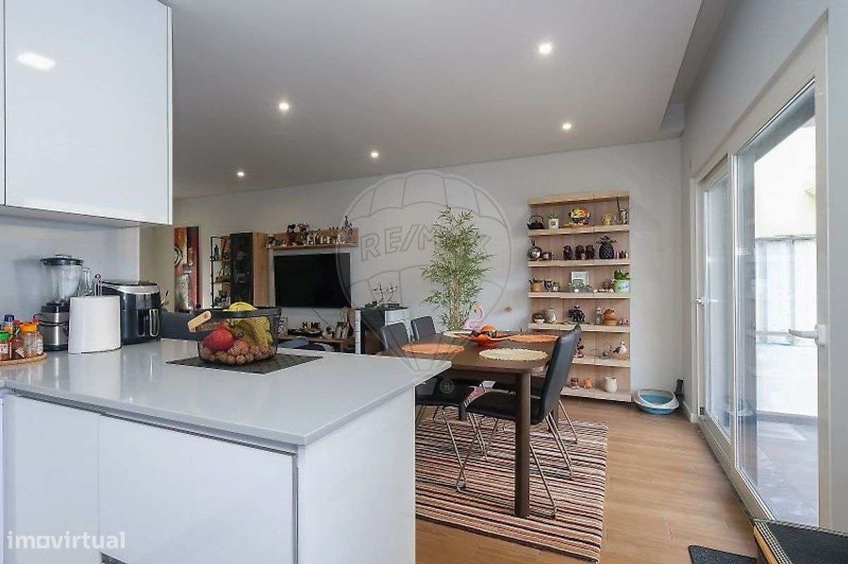 Moradia T4 para venda-8