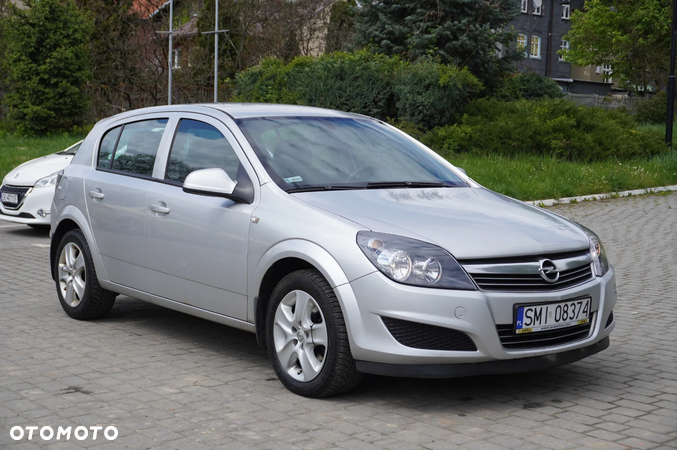 Opel Astra 1.7 CDTI DPF Active - 11