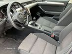 VW Passat Variant 1.6 TDI Confortline - 17