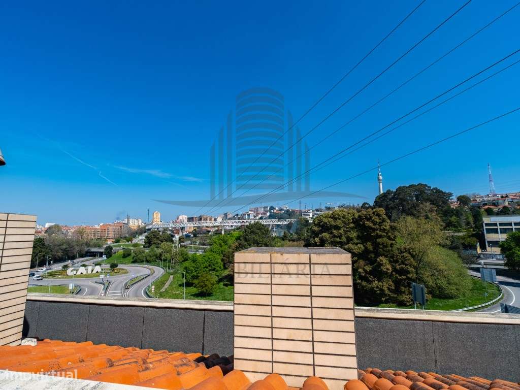 Apartamento T4+1 Duplex em Excelente Estado - Localização Central-29