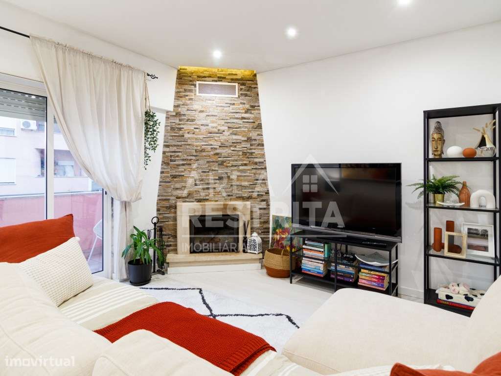 Excelente Apartamento T2 Remodelado - Paio Pires (Seixal) - Grande imagem: 5/25