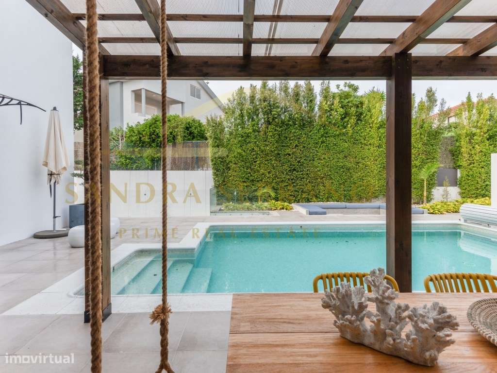 Moradia de arquitetura contemporânea com 5 Suítes-20