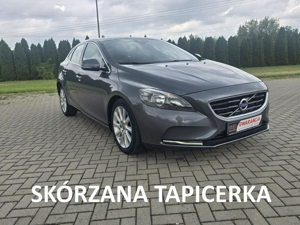 Volvo V40 II (2012-) 2013