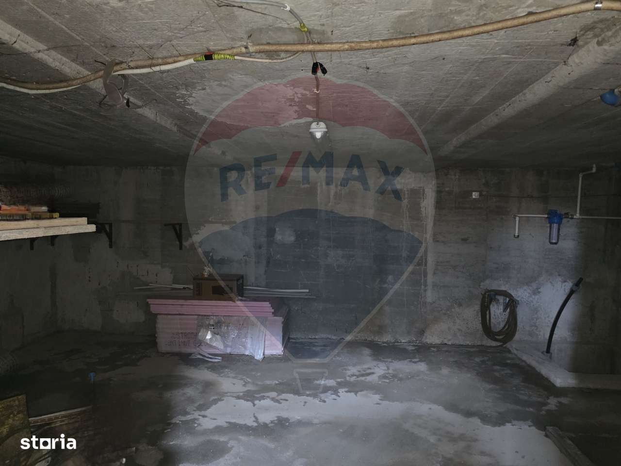 De vanzare casa solida cu teren generos si acces facil Lespezi Bacau-13