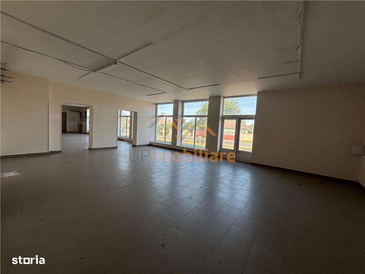 SPATIU INVESTITIE 1.892 TEREN+ CONSTRUCTIE 380 MP - Imagine principală: 4/14