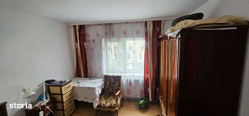 Apartament cu 3 camere, decomandat, Targoviste - Imagine principală: 4/4