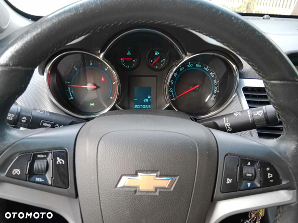 Chevrolet Cruze 2.0 VDCi LS - 5