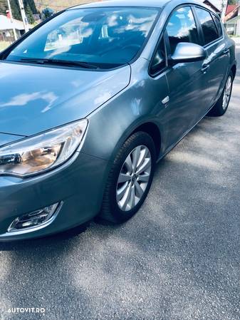 Opel Astra 1.4 Turbo ECOTEC 150 Edition - 4